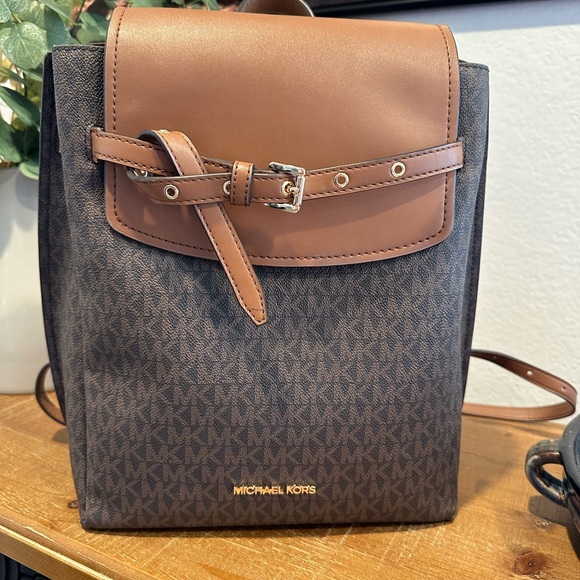 Michael Kors Brown and Tan Signature Women’s Backpack - Picture 1 of 8